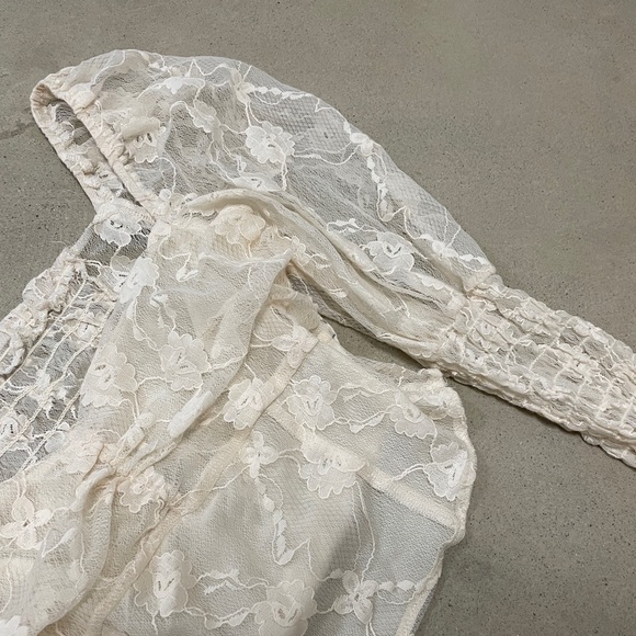 H&M | Lace Crop Floral Ivory Cream - Picture 5 of 9